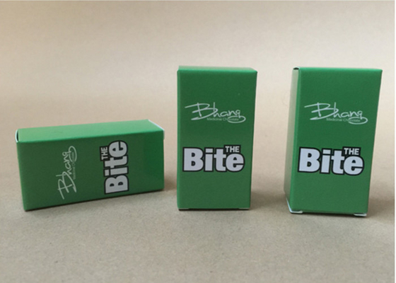 حرر تصميم 10 مل فيال صناديق التعبئة والتغليف كامل لون الخلفية مع الشعار الأبيض